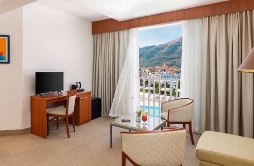Cove Tri Zala (Zrnovo) Hotel | Marko Polo Maradiso Hotel by Aminess