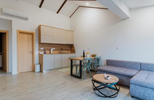 Kutina House | Marmor Collis by Winery Glavica