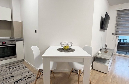 Ilidza Apartment | Marvelous 1-bedroom studio with AC in vibrant Sarajevo accross tram station