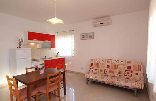 Srima Apartment | Maslina by Interhome