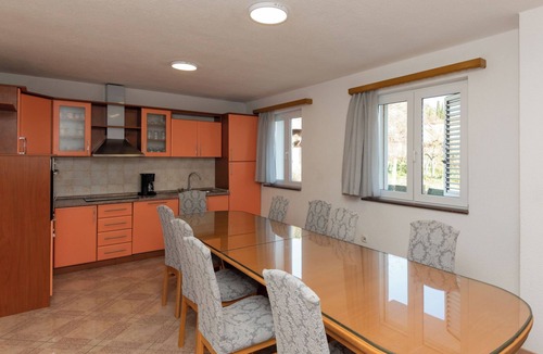 Donji Prolozac House | Matanovi dvori by Interhome