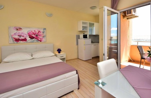 Dinjiska Apartment | Melandura by Interhome