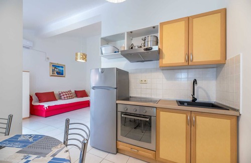 Jurandvor Apartment | Melania 2-2L on the second floor with air conditioning and balcony