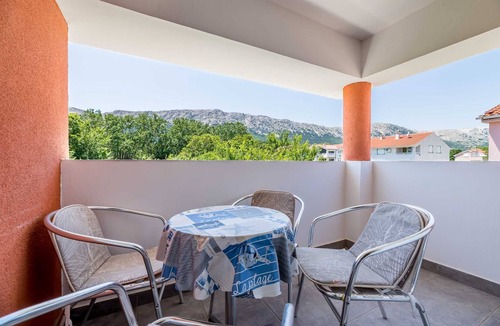 Jurandvor Apartment | Melania 2-2L on the second floor with air conditioning and balcony