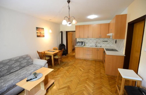Bohinjska Bistrica Apartment | Metro Apartment Zois Castle