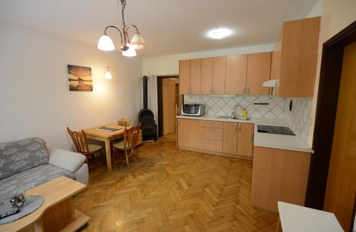 Bohinjska Bistrica Apartment | Metro Apartment Zois Castle