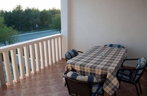 Seline Apartment | mit Balkon für vier Personen by Interhome