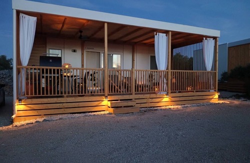 Betina House | Mobile Home Drage in beautiful seaside Camp Oaza, 130 m from the beach