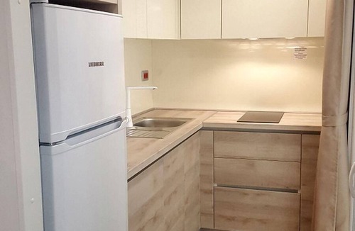 Klenovica Apartment | mobile home "Queen Campagna" with communal pool