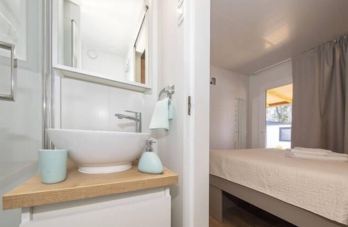 Biograd na Moru House | Mobile homes in Camp Soline at Biograd, with sand- and pebble beach