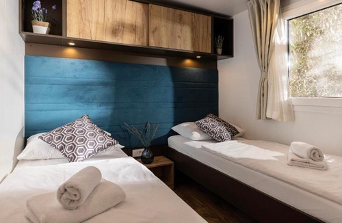 Nerezine Resort | Mobile Homes Lopari