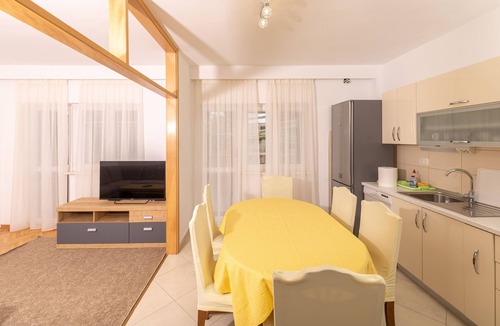 Kastel Kambelovac Apartment | Modern apartment Baco from 1 up to 6 persons