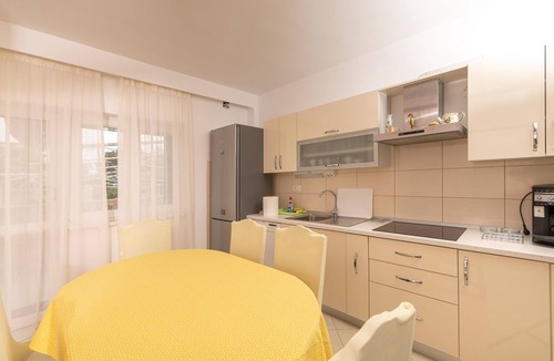 Kastel Kambelovac Apartment | Modern apartment Baco from 1 up to 6 persons