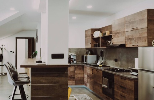 Donji Miholjac Apartment | Modern apartment with yard and cycling amenities in scenic Slavonia.