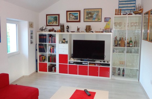 Piran Apartment | Modern apartment in old city