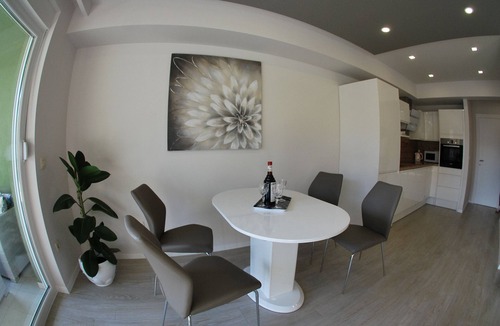 Bidol Apartment | Modern apartment Matutu