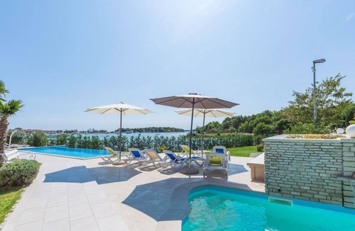 Medulin Other | Modern apartment with balcony, sea and pool view for a couple in Medulin