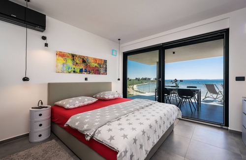 Privlaka Apartment | Modern Appartment directly at the ocean