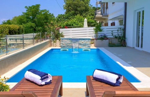 Klanfari Cabin | Modern-design villa with private pool and sea view near Crikvenica