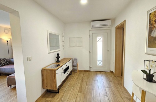 Koper Apartment | Modern Istrian Holidayhouse with big garden, family & Pet-friendly