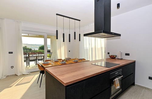Ljubac Villa | Modern & minimalistic 4-bedroom villa with lots of attractions