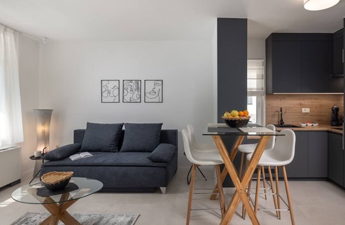 Zurkovo Apartment | Modern Seaview Apartman 4 Desamani 975, Kostrena, Croatia
