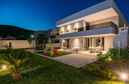 Marina Villa | Modern Trogir Villa | Villa Preko Platinum | 4 Bedrooms | Sauna