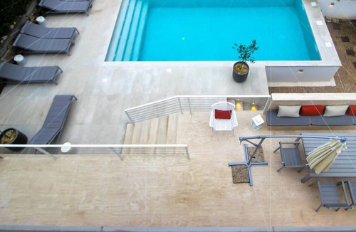 Borik Villa | Modern Villa Terra Rossa with a pool