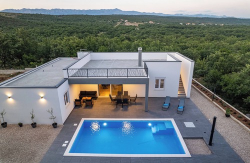 Slivnica Villa | Modern villa with private pool and jacuzzi