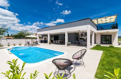 Rebici Villa | Modernly designed villa with private pool can accommodate up to 8 persons.