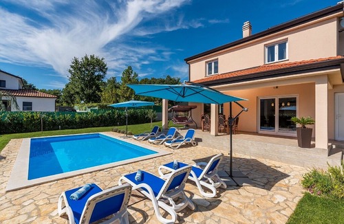 Matohanci Cabin | Modernly equipped holiday house near Rovinj with a private pool