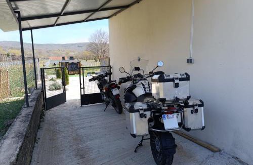 Cove Parja House | MORLAK - Accommodation B&B