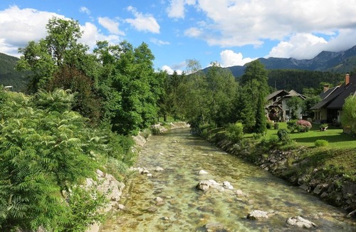 Stara Fuzina Cottage | Mostnica Cottage - Holiday home rental in Stara Fuzina Lake Bohinj, sleeps 12