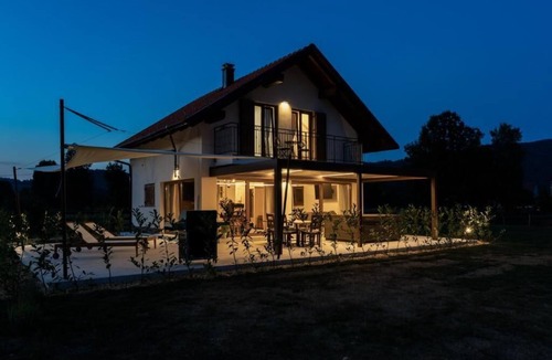 Lic House | Mountain Houses Volta