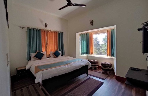 Bhimtal Cottage | Mountain View stay with activities like Bird watching, paragliding, hikes etc.