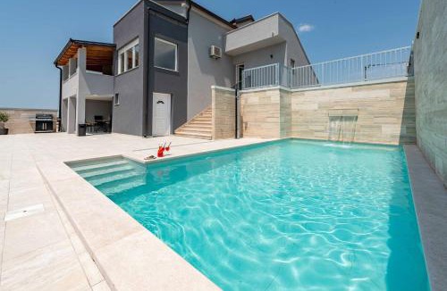 Benkovac House | MY DALMATIA - Villa Pezer with heated swimming pool, sauna and Jacuzzi