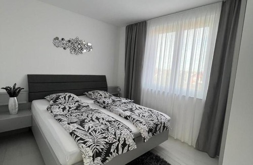 Slavonski Brod Apartment | MY PLACE
