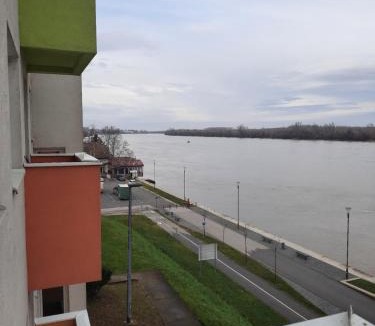 Vukovar Apartment | Nada apartman