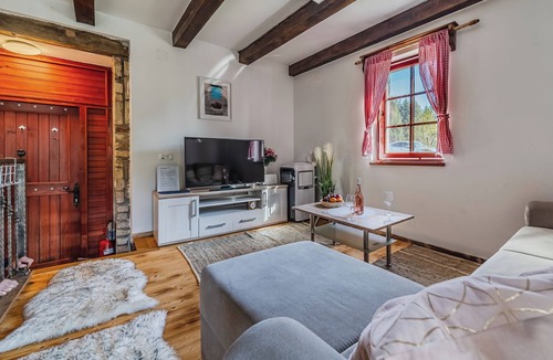 Varazdin House | Nature Lodge With Sauna and Hot Tub, Varaždin-Tužno, Croatia