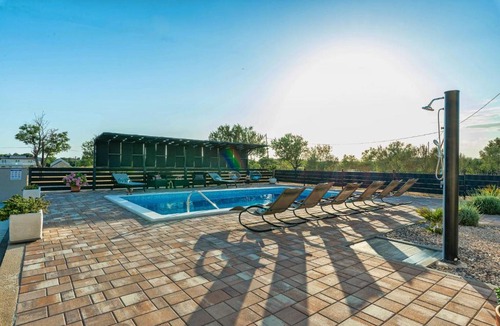 Pristeg Villa | New 2020! 4* Villa Silentium, Pristeg