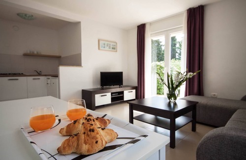 Monterol Apartment | New Apartment for 4 people (2 bedrooms) - Umag - Ground floor