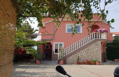 Bogovici Apartment | New Haven to live your dreams by the coast!