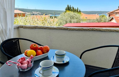 Gornji Karin Apartment | Newly-built apartment in groud floor