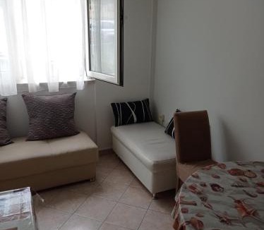 Vranjic House | Nice and cozy two single bed room
