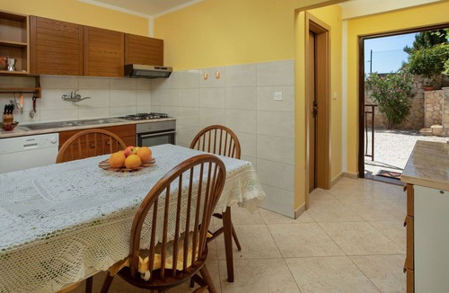 Kastelir Apartment | Nice apartment for 3 guests with pool, WIFI, TV and terrace
