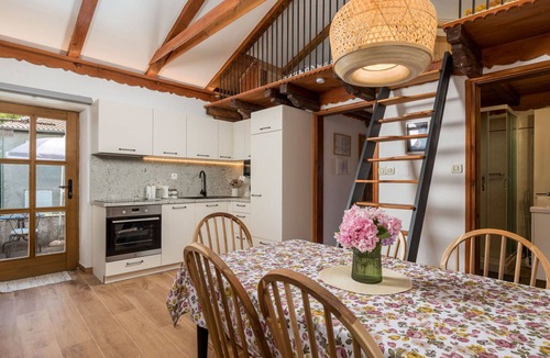 Gabonjin Apartment | Nice apartment for 4 guests with WIFI, pool, A/C, TV and terrace