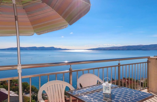 Vratarusa Apartment | Nice apartment for 4 guests with WIFI, A/C, TV and terrace