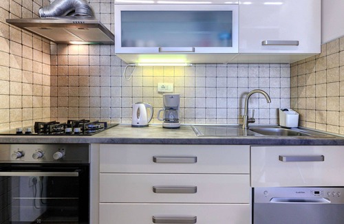 Novigrad Apartment | Nice apartment for 4 people with WIFI, A/C, TV and terrace