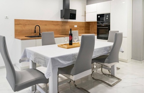 Dracevac Ninski Apartment | Nice apartment in Dracevac Ninski