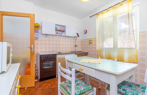 Klenovica Apartment | Nice apartment in Klenovica with house sea view